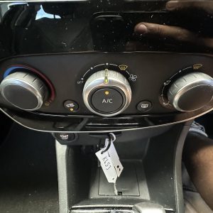 RENAULT CLIO X98 09/2013-10/2019 HEATER/AC CONTROLS P/N 275704632R