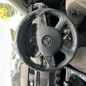 SKODA OCTAVIA NE 09/2013-09/2020 STEERING WHEEL LEATHER NON PERFORATED TYPE