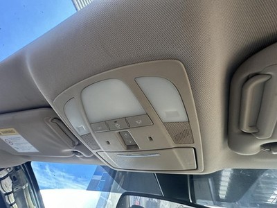 SUZUKI KIZASHI FR 12/2009-01/2017 FRONT COURTESY LIGHT WITH SUNROOF SWITCH TYPE