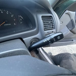 TOYOTA AVALON MCX10R 07/2000-06/2005 FLASHER SWITCH NON GRANDE TYPE