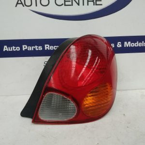 TOYOTA COROLLA RIGHT TAILLIGHT AE112, KOITO 12-441, SECA, 10/99-11/01 99 00 01