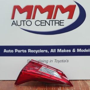 TOYOTA COROLLA RIGHT TAILLIGHT ZRE182R, BUMPER REFLECTOR, 10/12-03/15 12 13 14 1