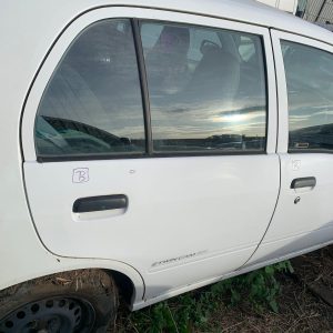 TOYOTA STARLET 03/1996-09/1999 RIGHT REAR DOOR WINDOW EP91