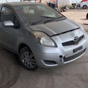 TOYOTA YARIS 10/2005-12/2016 COURTESY LIGHT FRONT, NCP9