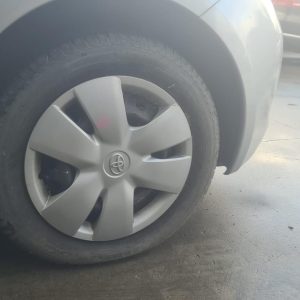 TOYOTA YARIS NCP9 10/2005-12/2016 RIGHT FRONT WHEEL COVER/HUB CAP