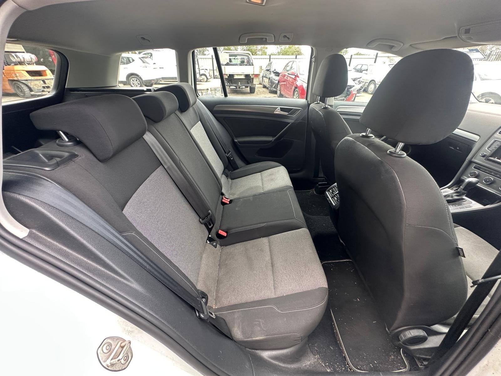 VOLKSWAGEN GOLF GEN 7 11/2012-03/2017 LEFT GUARD NON FLARE TYPE - Image 10