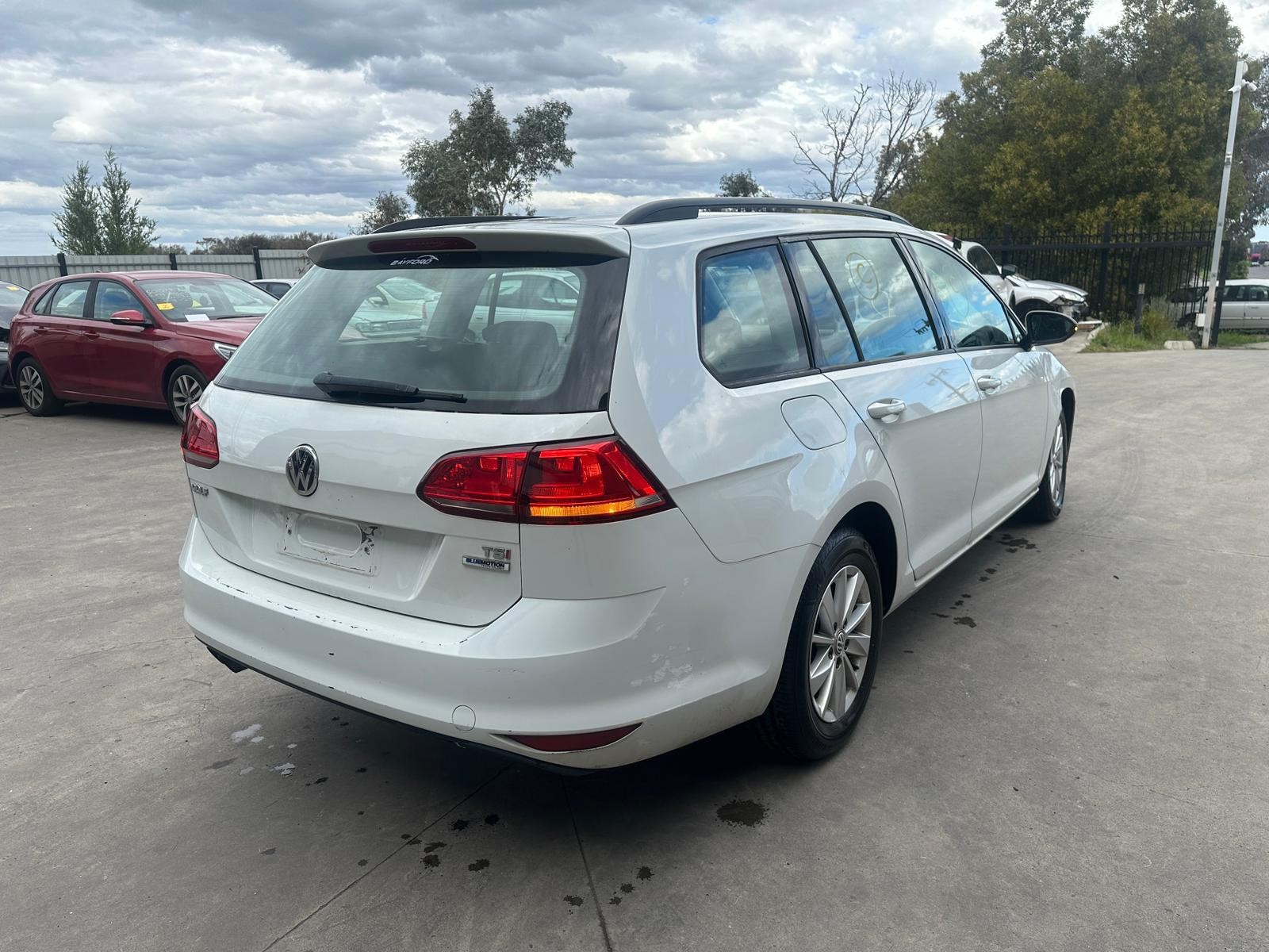 VOLKSWAGEN GOLF GEN 7 11/2012-08/2020 RIGHT REAR DOOR SHELL WAGON/ALLTRACK - Image 6