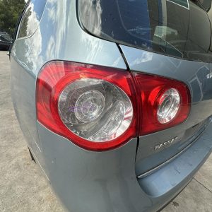 VOLKSWAGEN PASSAT 03/2006-09/2010 LEFT TAILLIGHT NON TINTED TYPE 3C9945095N