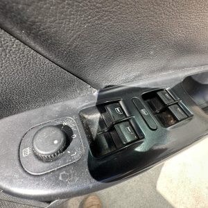 VOLKSWAGEN PASSAT 03/2006-09/2010 RIGHT FRONT MASTER SWITCH P/N 1K4959857B