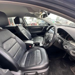 VOLKSWAGEN PASSAT 3C/MK6 B7 09/2010-05/2015 RIGHT FRONT SEAT LEATHER BLACK