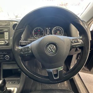 VOLKSWAGEN TIGUAN 5N 05/2008-08/2016 STEERING WHEEL LEATHER BLACK