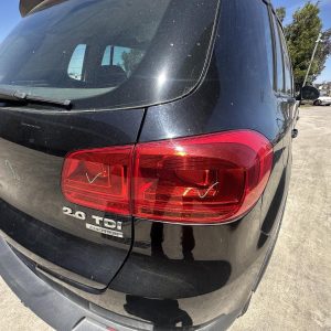 VOLKSWAGEN TIGUAN 5N 07/2011-08/2016 RIGHT SIDE REAR GARNISH TAILGATE LAMP