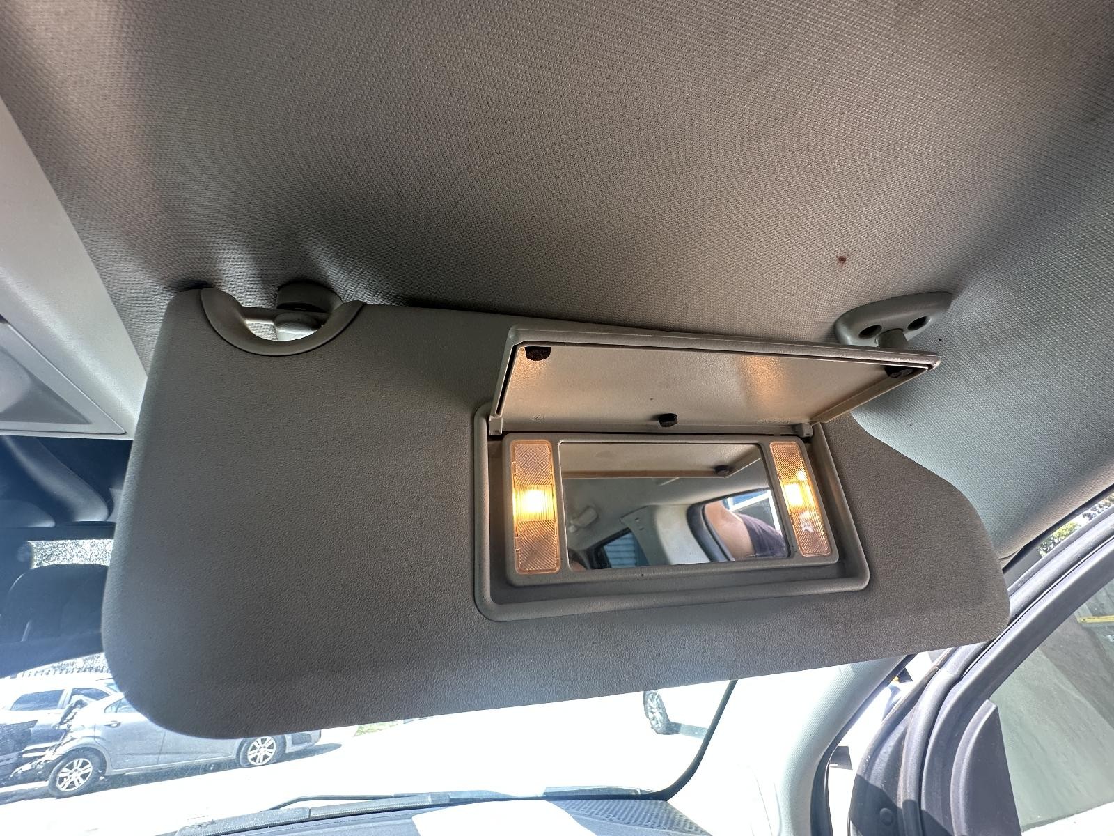 DODGE JOURNEY JC 05/2008-12/2016 RIGHT SIDE SUN VISOR