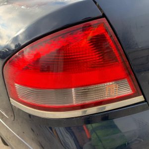 FORD FALCON 10/2002-09/2005 SEDAN LEFT TAILLIGHT BA