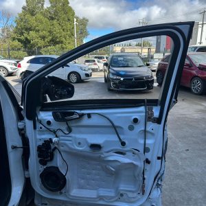 FORD KUGA TF 11/2012-09/2016 RIGHT FRONT INNER DOOR HANDLE CHROME