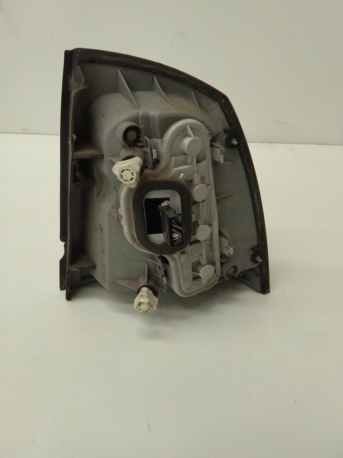 HOLDEN ASTRA TS 09/1998-10/2006 LEFT TAILLIGHT SEDAN - Image 5