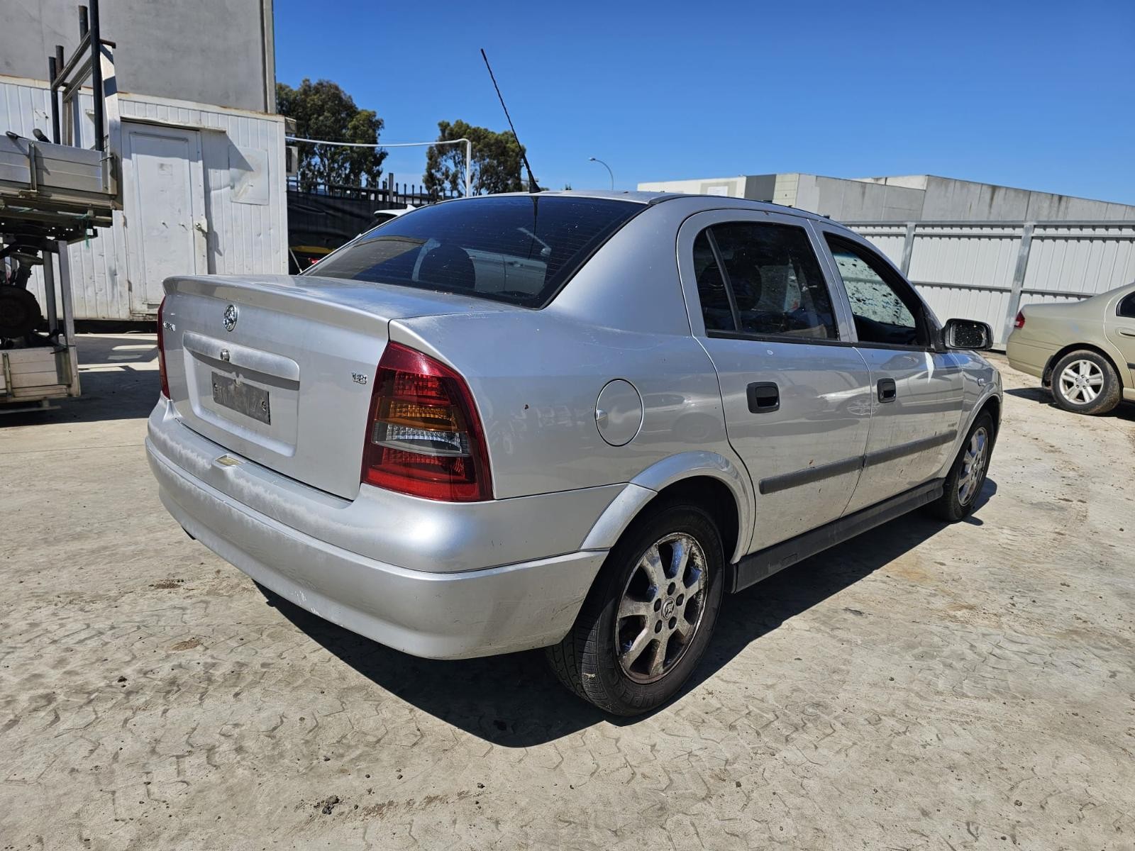 HOLDEN ASTRA TS 09/1998-10/2006 LEFT TAILLIGHT SEDAN - Image 8
