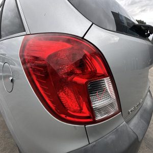 HOLDEN CAPTIVA 5 CG 01/2011-06/2018 LEFT TAILLIGHT VIN KL3D P/N 95937939
