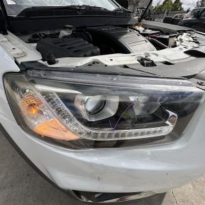 HOLDEN CAPTIVA CG 10/2015-06/2018 RIGHT HEADLAMP LED TYPE