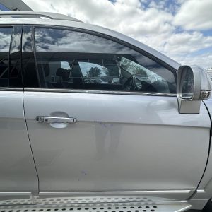 HOLDEN CAPTIVA CG 12/2013-06/2018 RIGHT FRONT DOOR SHELL W/ KEYLESS ENTRY TYPE