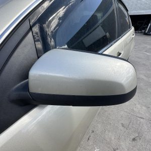 HOLDEN COMMODORE VE 08/2006-05/2013 LEFT DOOR MIRROR NON HEATED  P/N 92207202