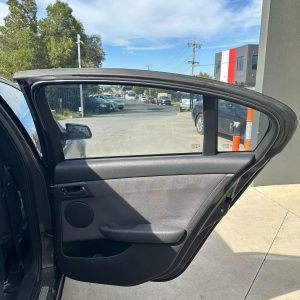 HOLDEN COMMODORE VE 08/2006-05/2013 RIGHT REAR INNER DOOR HANDLE BLACK