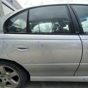 HOLDEN COMMODORE VY1-VZ 10/2002-09/2007 RIGHT REAR DOOR WINDOW SEDAN