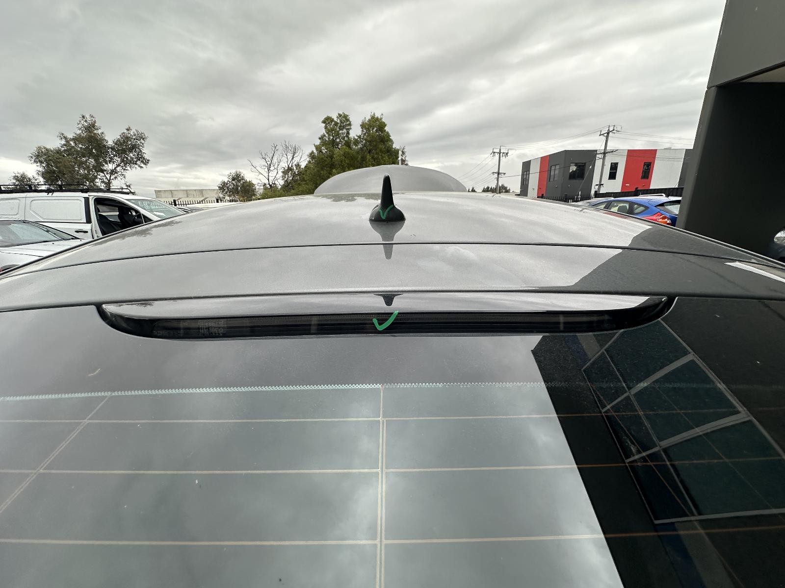 HOLDEN COMMODORE ZB 10/2017-12/2020 HIGH LEVEL STOPLIGHT