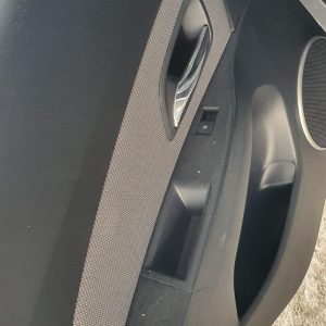 HOLDEN CRUZE 03/2009-01/2017 SEDAN DOOR HANDLE INNER, LEFT HAND FRONT, JG-JH