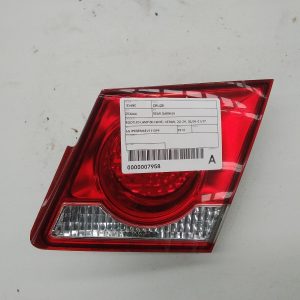 HOLDEN CRUZE REAR GARNISH BOOTLID LAMP (RH SIDE), SEDAN, JG-JH, 03/09-01/17 09 1