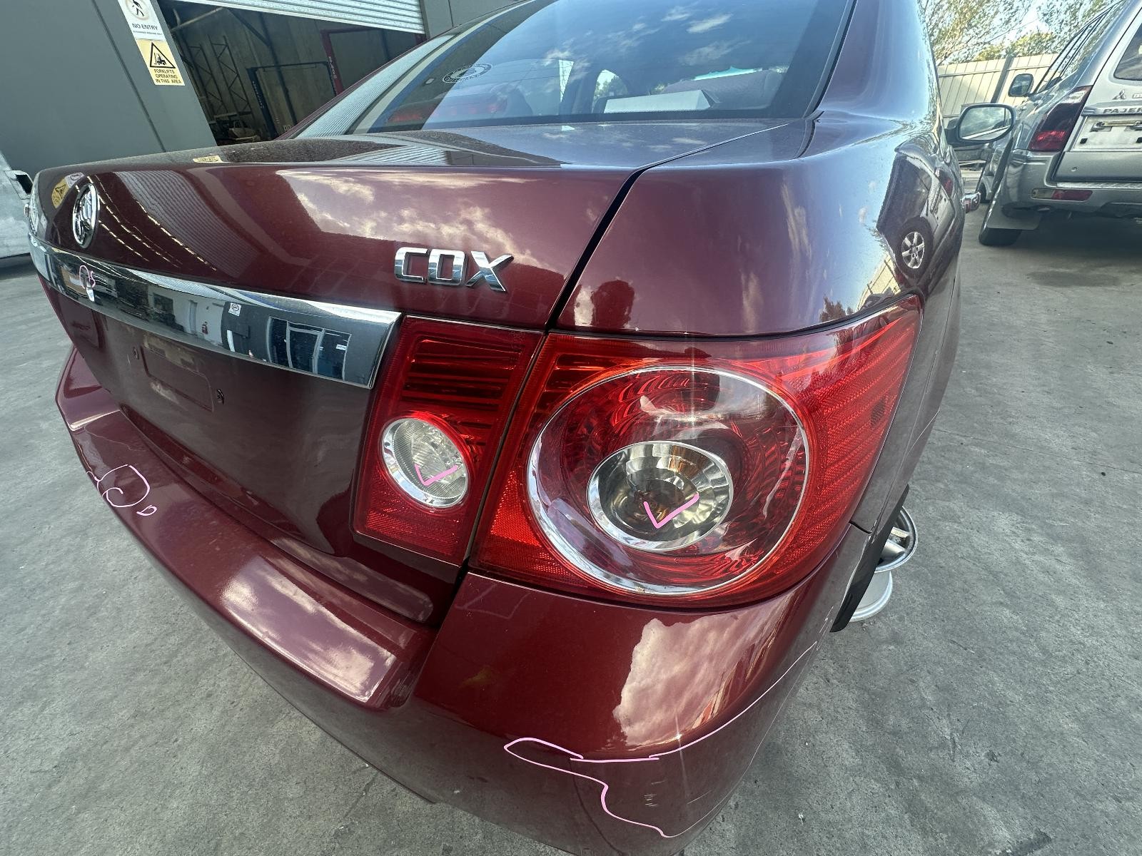 HOLDEN EPICA EP 02/2007-07/2008 RIGHT SIDE REAR GARNISH BOOTLID LAMP