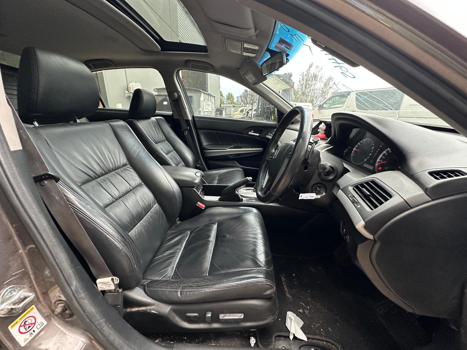 HONDA ACCORD 8TH GEN 02/2008-05/2013 RIGHT REAR DOOR TRIM LEATHER BLACK VTi-L - Image 8