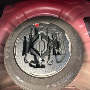 HYUNDAI ELANTRA MD 03/2011-11/2015 JACK/TOOL KIT