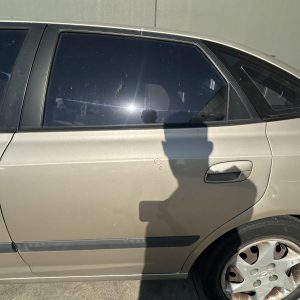 HYUNDAI ELANTRA XD 10/2003-07/2006 LEFT REAR DOOR SHELL HATCHBACK