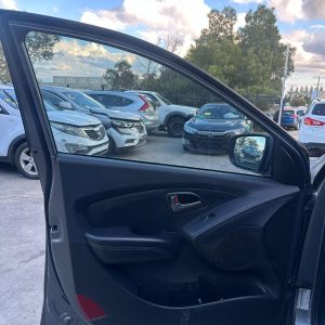HYUNDAI IX35 LM SERIES 11/09-01/16 LEFT FRONT POWER WINDOW SWITCH 935752S8109P