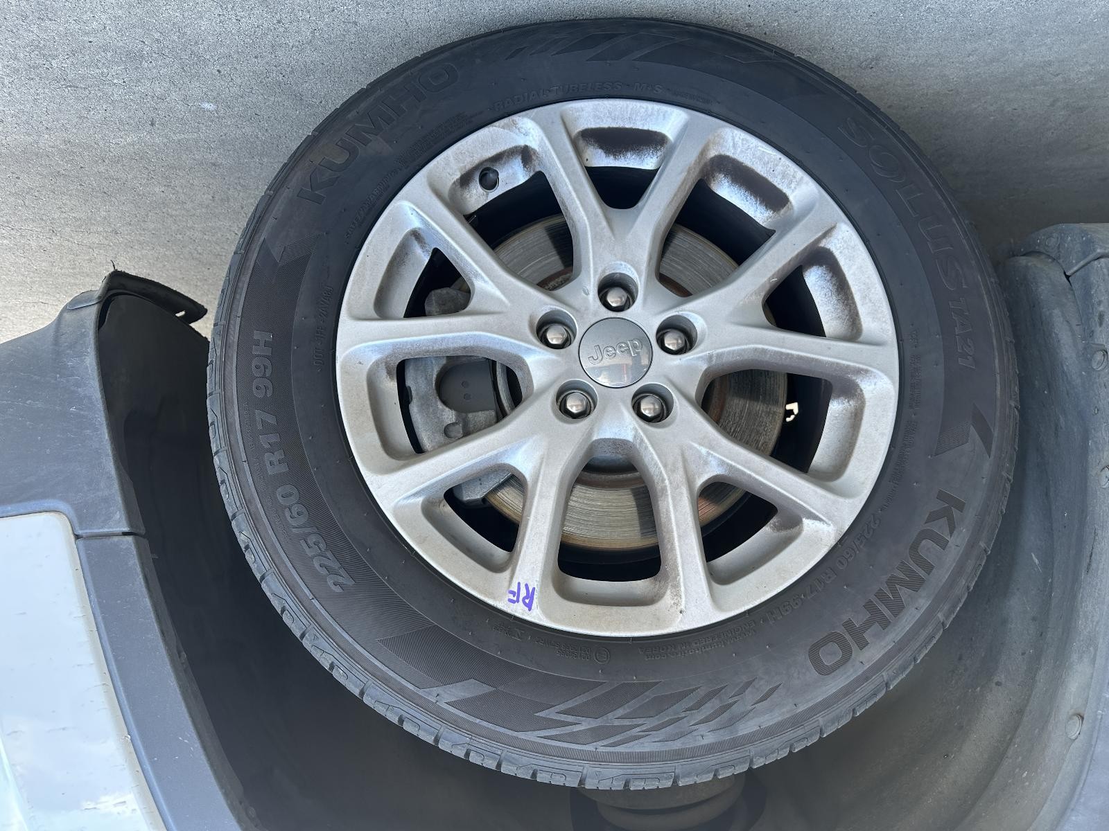 JEEP CHEROKEE KL 02/2014-03/2018 RIGHT FRONT WHEEL ALLOY FACTORY 17X7IN