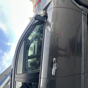 KIA SORENTO XM 10/2009-12/2014 RIGHT FRONT DOOR SHELL