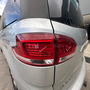 LDV G10 VAN SV7A 04/2015-08/2022 LEFT TAILLIGHT IN BODY LED TAILGATE TYPE WAGON