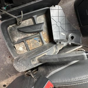 LDV G10 VAN SV7A/SV7C 04/2015-2025 CONSOLE BLACK PLASTIC TRAY WITH NO LID