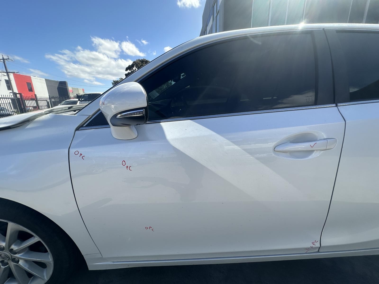 LEXUS CT200 ZWA10 03/2011-10/2022 LEFT FRONT DOOR WINDOW