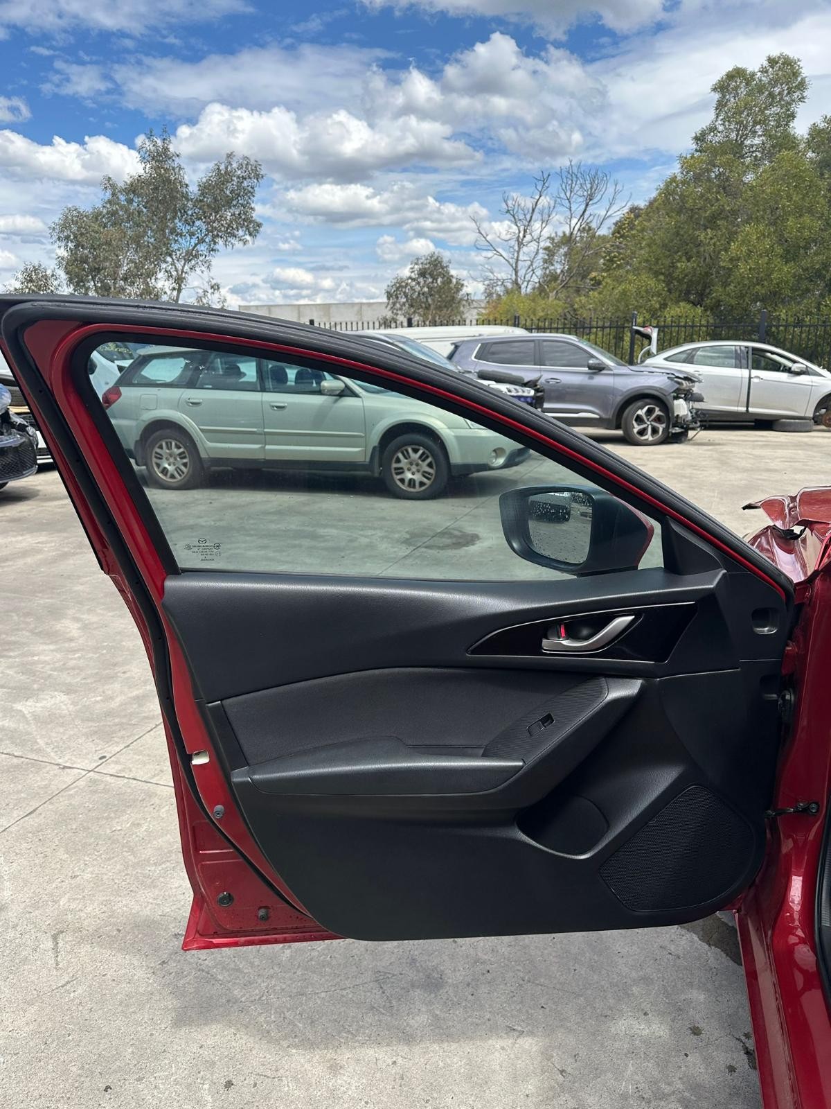 MAZDA 3 BM-BN 06/2013-02/2019 LEFT FRONT POWER WINDOW SWITCH P/N KD3566370A