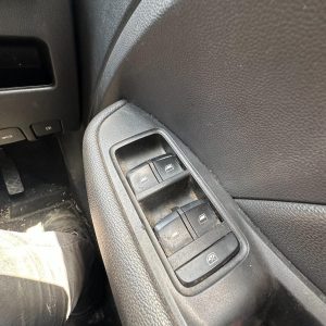 MG ZS AZS1 09/2017-2024 RIGHT FRONT MASTER SWITCH
