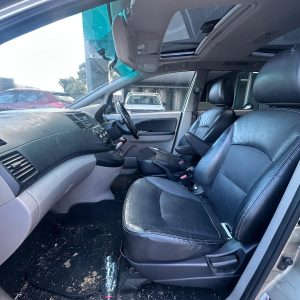 MITSUBISHI GRANDIS BA 04/2004-03/2010 LEFT FRONT SEAT BELT STALK ONLY