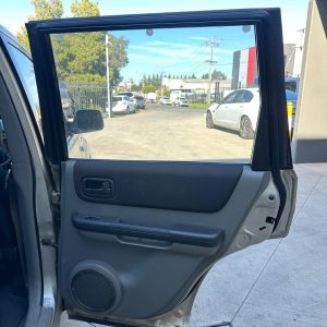 NISSAN XTRAIL T30 10/2001-09/2007 RIGHT REAR POWER WINDOW SWITCH 254110V000