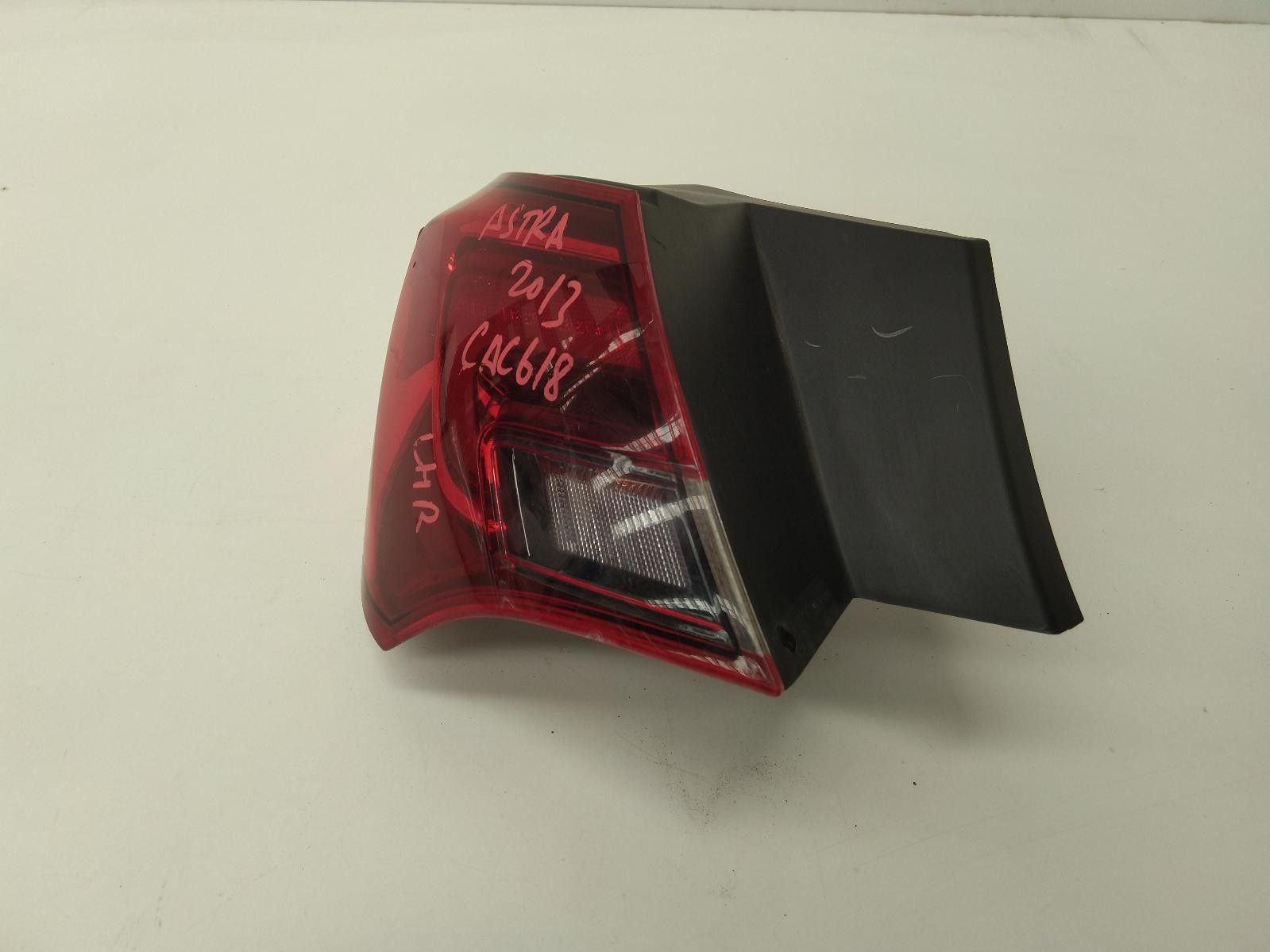 OPEL ASTRA AS 09/2012-08/2013 LEFT TAILLIGHT LED TYPE 3DR HATCH - Image 4