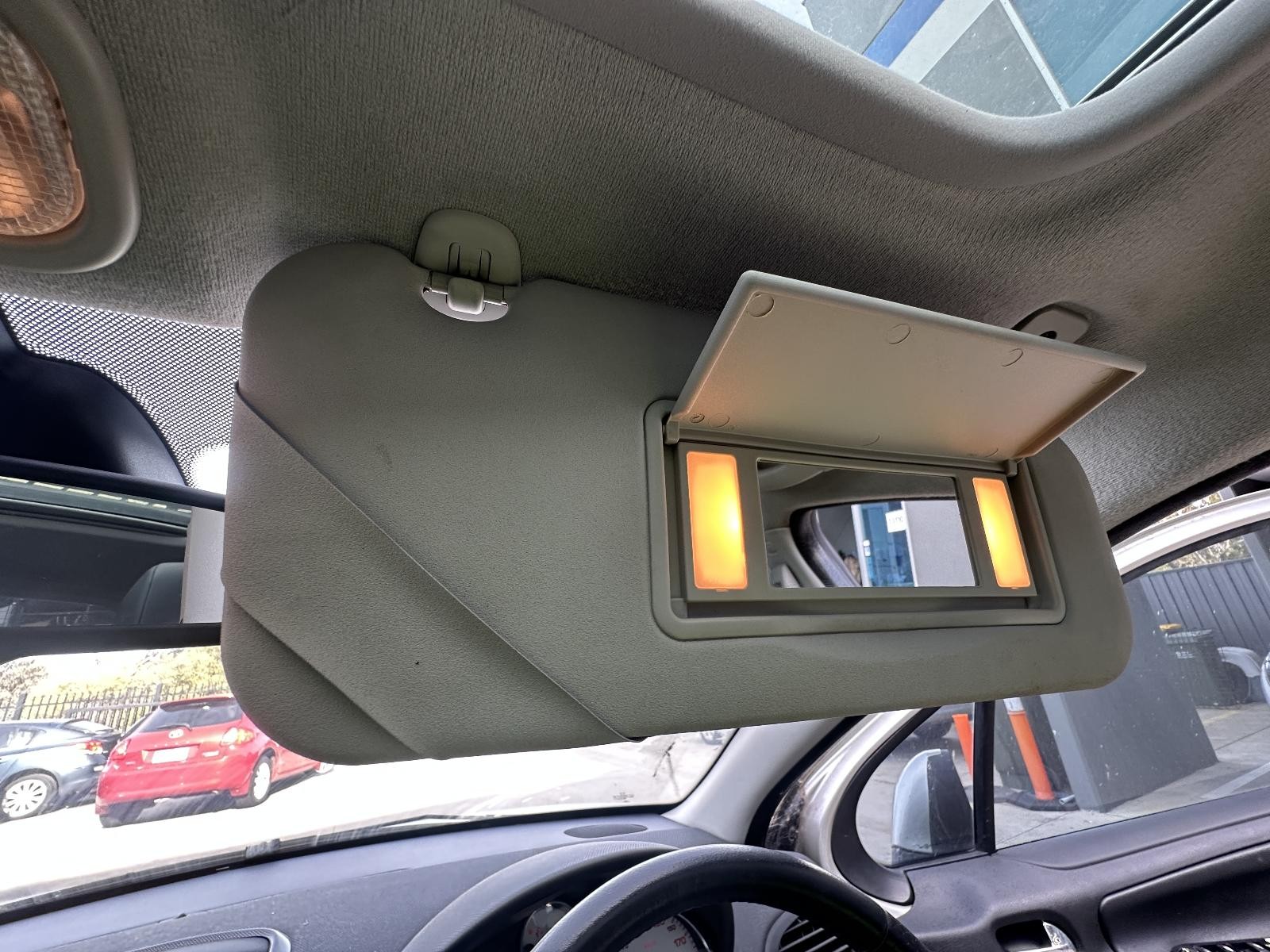 PEUGEOT 207 A7 03/2007-12/2012 RIGHT SIDE SUN VISOR