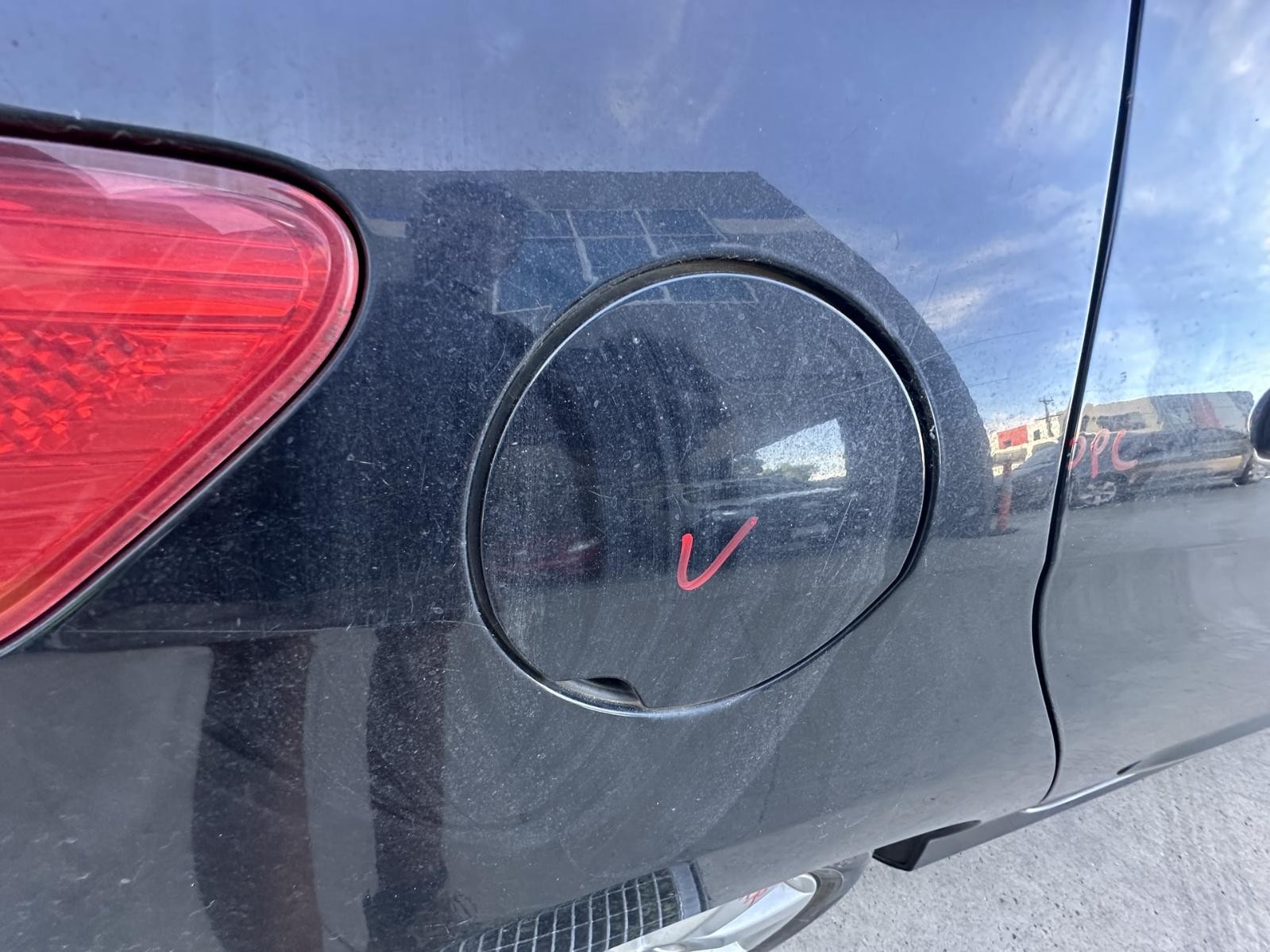 PEUGEOT 308 T7 09/2007-01/2014 FUEL DOOR / FILLER