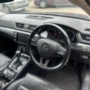 SKODA SUPERB NP 03/2016-06/2024 HEADLIGHT CONTROLS