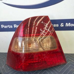 TOYOTA COROLLA LEFT TAILLIGHT ZZE122, SEDAN, 12/01-03/04 01 02 03 04