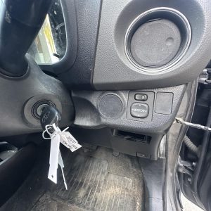 TOYOTA YARIS NCP13 08/2011-01/2020 IGNITION WITH KEY AUTOMATIC TRANSMISSION